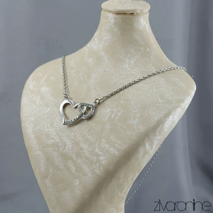 پلاک و زنجیر زنانه استیل مدل قلب نقره ای 50074