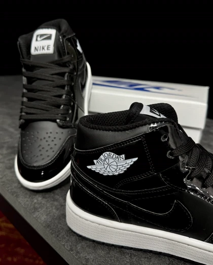 کتانی جردن وان ساق‌دار