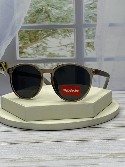 عینک آفتابی اسپریت با تکنولوژی پلاریزه و UV400؛ سبک، مقاوم و مناسب استایل روزانه و رانندگی طولانی