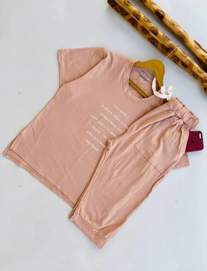 ست تیشرت شلوار برمودا فونت