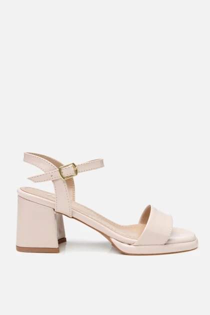 صندل زنانه yaya-by-hotic yaya-by-hotic