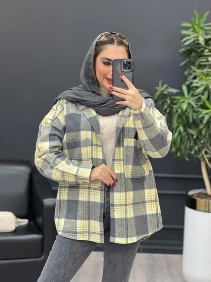 شکت کلاهدار دکمه چوبی