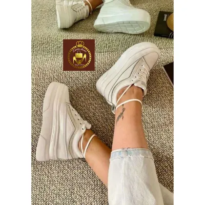 کتانی زنانه لژدار اسنیکرز نگینی مدل کروز