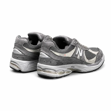 کتانی مردانه مدل نیوبالانس 2002 طوسی کرم New Balance