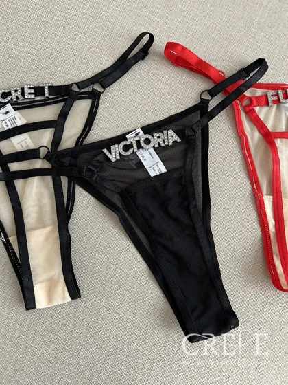 شورت نگین‌دار ویکتوریا