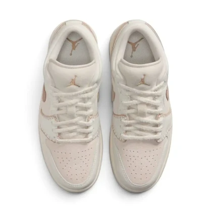 کتانی ویتنامی نایک ایر جردن وان لو کرم قهوه اییNike Air Jordan 1 Low SE “Light Orewood BrownHemp