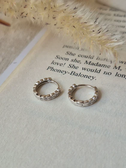 گوشواره حلقه نگینی ژوپینگ M52