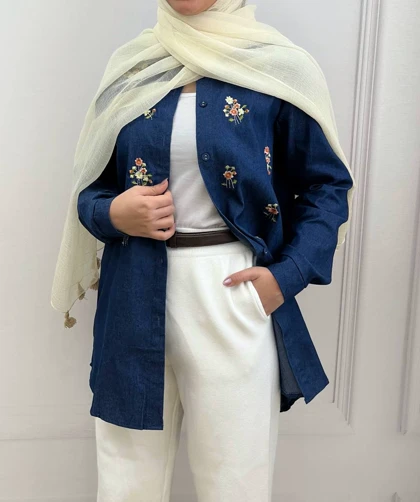 مانتو جین گلدوزی شده کد 3687