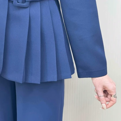 کت بغل پلیسه