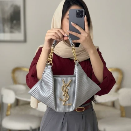 کیف لورا