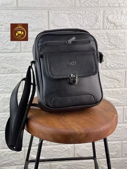کیف دوشی مردانه گوچی