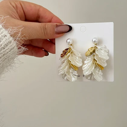 گوشواره زنانه مرواریدی گلبرگ کد 872