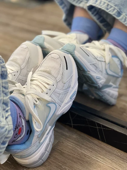 کتانی نایک v2k