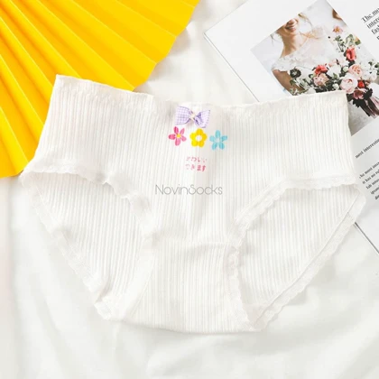 شورت طرح بنفشه