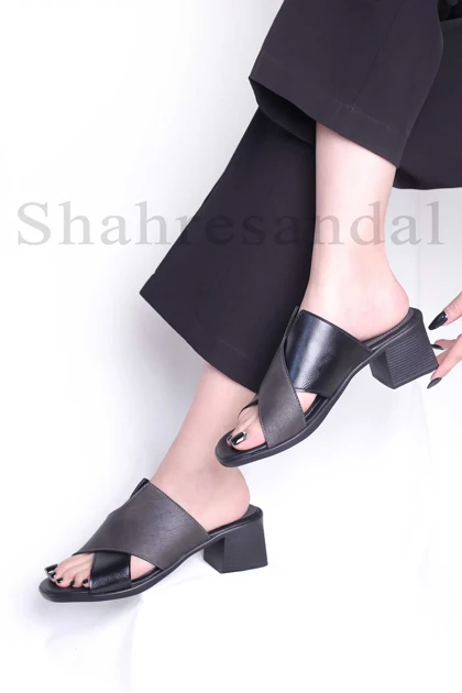 کفش صندل پاشنه‌دار مونا