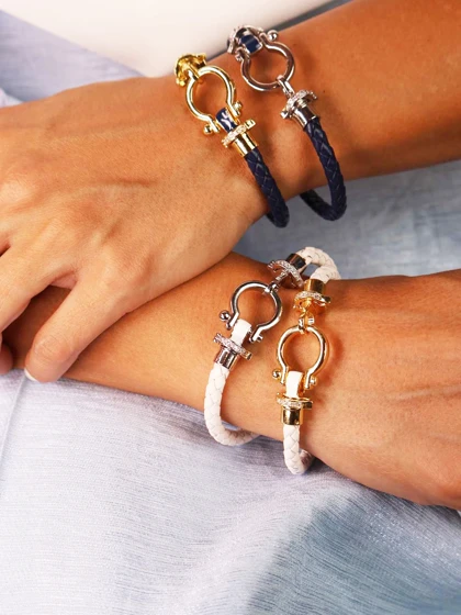 دستبند امگا مستر نگین‌دار کد B2107