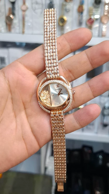 ساعت مچی زنانه چنل Chanel موتور کوارتز باکیفیت و طراحی زیبا