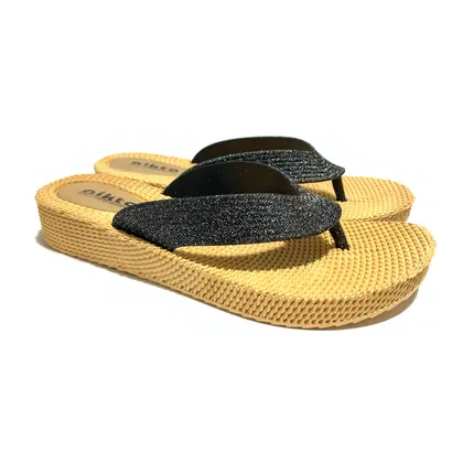 دمپایی لاانگشتی زنانه نیکتا مدل 12A کد RS-BK-132