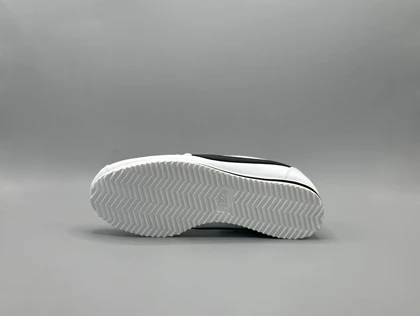کتانی نایکی کورتز کلاسیک سفید مشکی/Nike Cortez