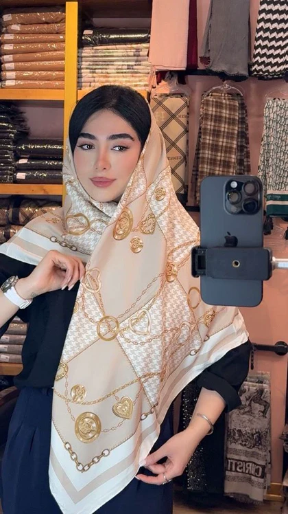 روسری ابریشمی