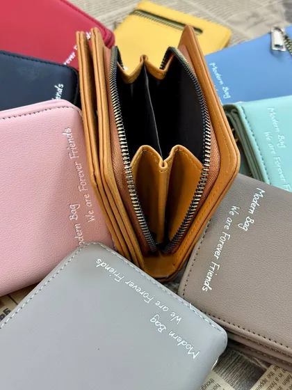 کیف پول زنانه