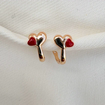 گوشواره قلب طلایی و قرمز ژوپینگ