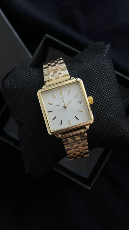 ساعت اقتصادی تقویم دار