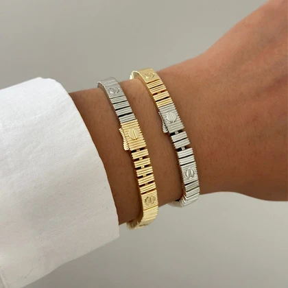 دستبند لاو کارتیه کد 825