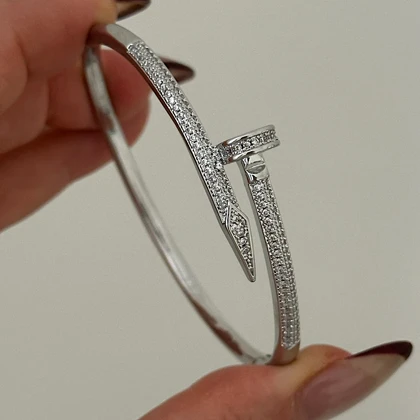 نیم ست بنگل انگشتر میخ کارتیه نگینی کد 855