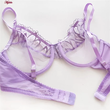 ست شورت و سوتین زنانه فیتن مدل فنردار گیپور طرح دار یاسی کد 4952-10