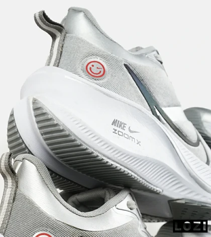 کفش کتانی مردانه و زنانه طوسی سفید NIKE zoom x smiley