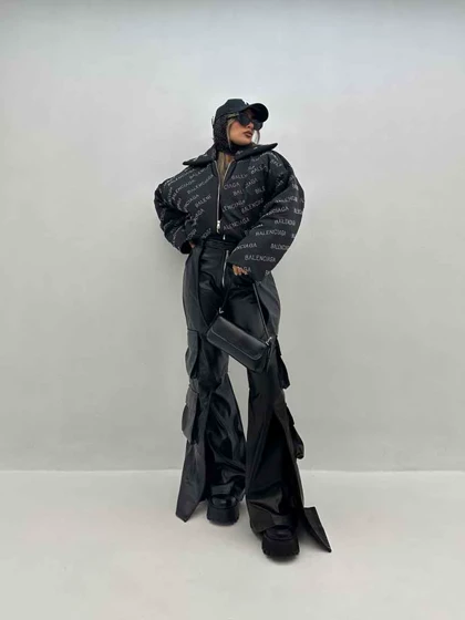 کاپشن BALENCIAGA