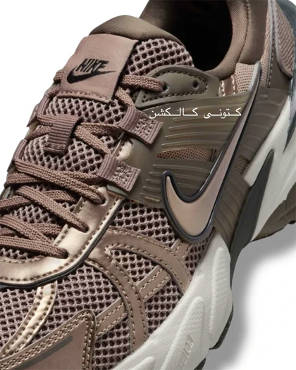 کتانی نایکی وی تو کی ران قهوه ایی Nike V2K Run Mink Brown/ Ironstone