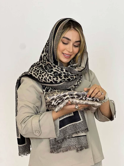 شال پاییزه پلنگی