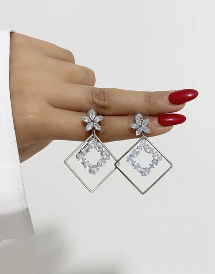 گوشواره مجلسی زنانه آویز لوزی 880