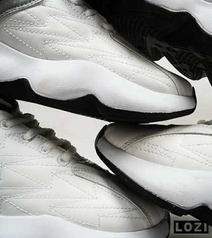 کفش کتانی ساق‌دار مردانه سفید طوسی Nike air jordan 23