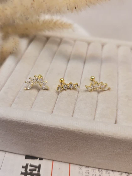 پیرسینگ‌گوش جواهری