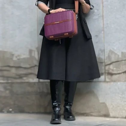 چمدان نشکن تراولگو مدل TRAVEL GO - TV7575 TRIP TIME SERIES سری 4 عددی ( به همراه چمدان آرایشی هدیه )