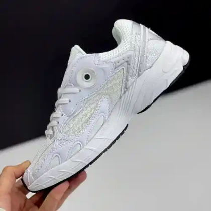 کفش آدیداس آستیر سفید Adidas Astir White