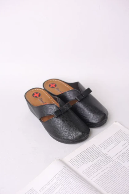 صندل طبی زنانه جلو بسته نگار