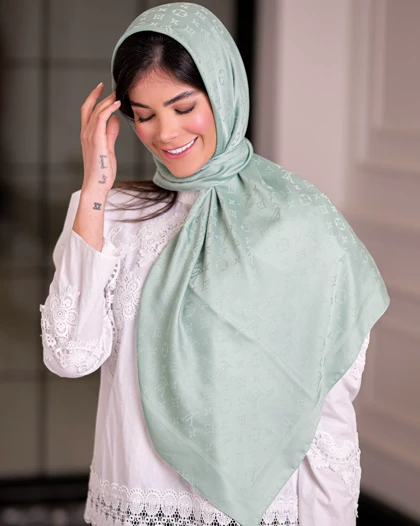 روسری ابریشم ژاکارد LV (قواره 90) 30127