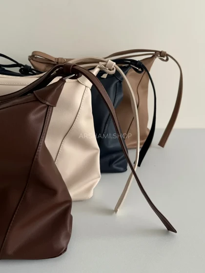 کیف بزرگ نگار