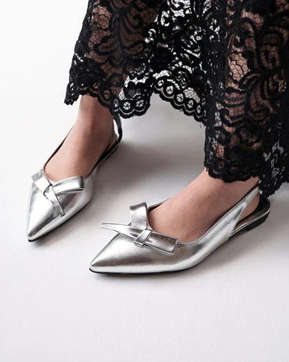 صندل زنانه مدل Stradivarius Sandal - SSi066