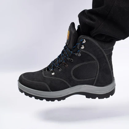 بوت اسپرت مردانه ساق‌دار ضد آب مدل caterpillar کاترپیلار رنگ مشکی کد 1558