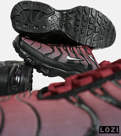 کفش کتانی مردانه و زنانه مشکی قرمز NIKE AirMax Plus TN Ultra