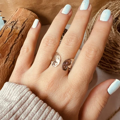 انگشتر پروانه