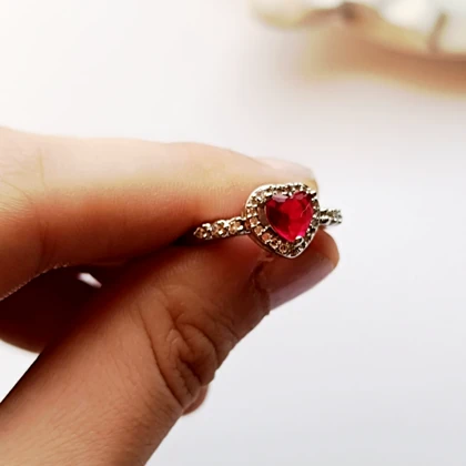 انگشتر سفیدبرفی