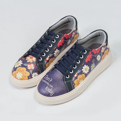 اسنیکرزچاپی دندی طرح Sophia