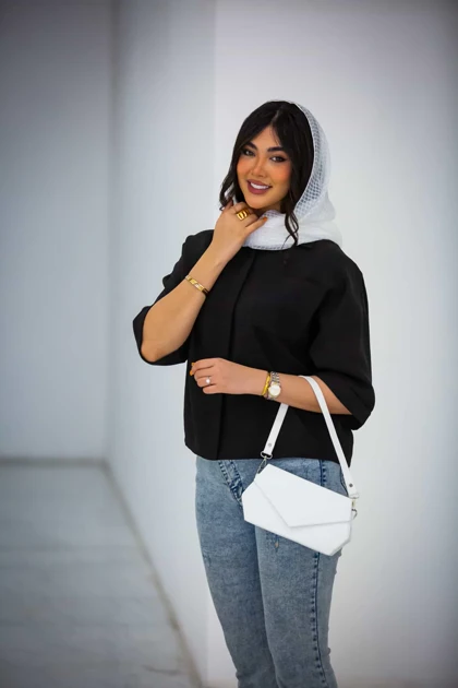 مانتو صوفیا اسلپ پشت دکمه چوبی