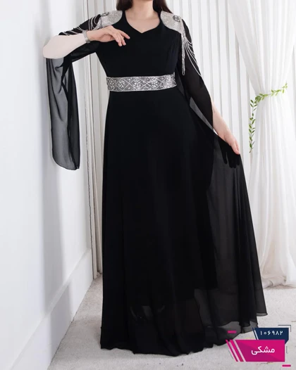 پیراهن مجلسی سرشونه و کمر سنگدوزی